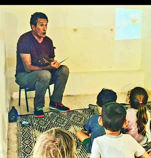 שעת סיפור עצמון 1.jpg