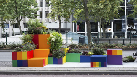 Beyond the Rainbow: Op Weg naar een Queertopia in de Publieke Ruimte