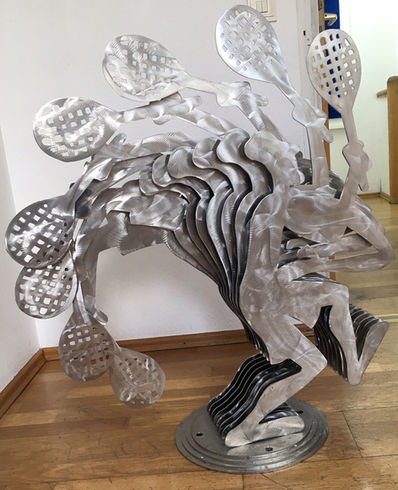 David Gerstein, Tennis Player, Jahr unbekannt, Freistehende Standskulptur, Stahl, 90 x 77 x 32 cm, aus einer Auflage von 20 Exemplaren, handsigniert und nummeriert