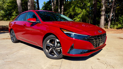 Better Value than a Honda Civic? We Test the 2023 Hyundai Elantra Limited