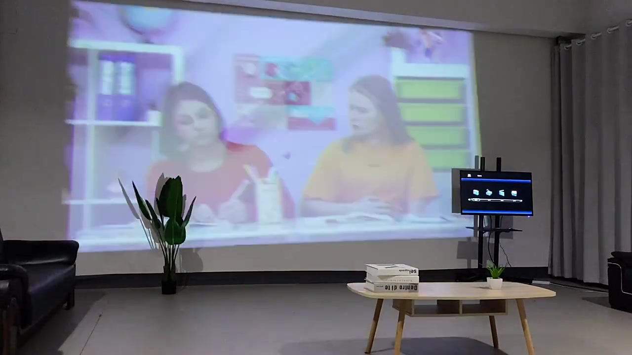 Portable Smart Android 4K Projector with Handle