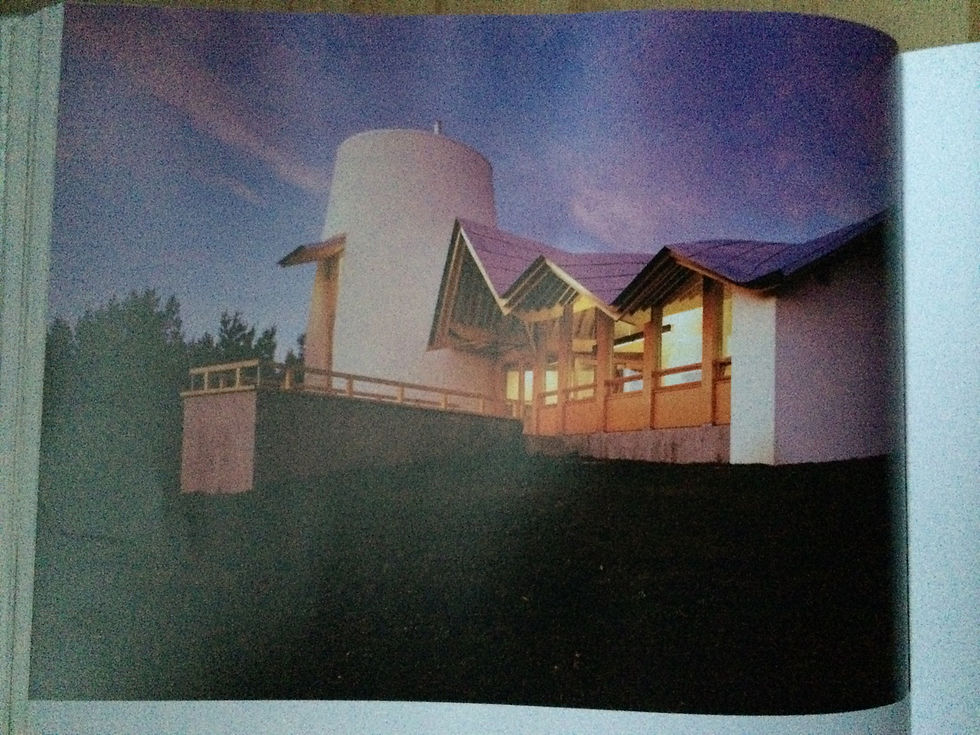 Page 122 - Dundee Frank Gehry.JPG