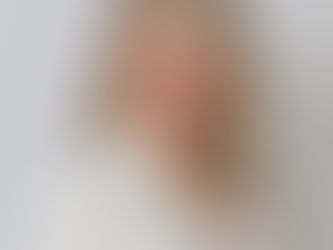 What to Wear for a Corporate or Professional Headshot (For Women)