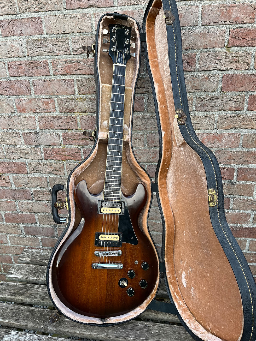 Thumbnail: [SOLD] 1981 Gibson Professional 335-S Deluxe