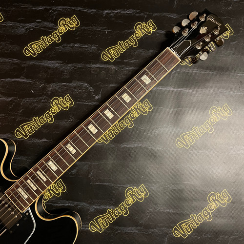 ギター gibson ES-335 Plain Ebony MEMPHIS Gibson ES-335 Studio - Ebony | Sweetwater