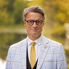 Dr. Sylvain Charlebois
