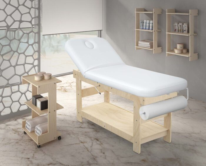 Miniatura: Lettino estetica in legno Cuneo ambientato in cabina professionale per trattamenti viso e corpo