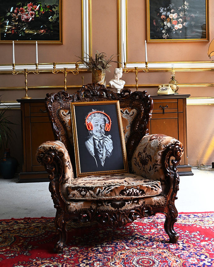 Küçük resim: Einstein Neon LED Işıklı Tablo 40x60 cm