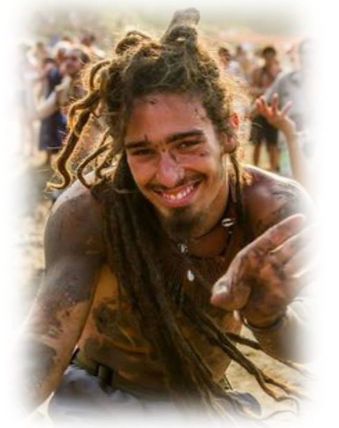 43702769_526025974531555_2870298425981665280_o_edited.jpg