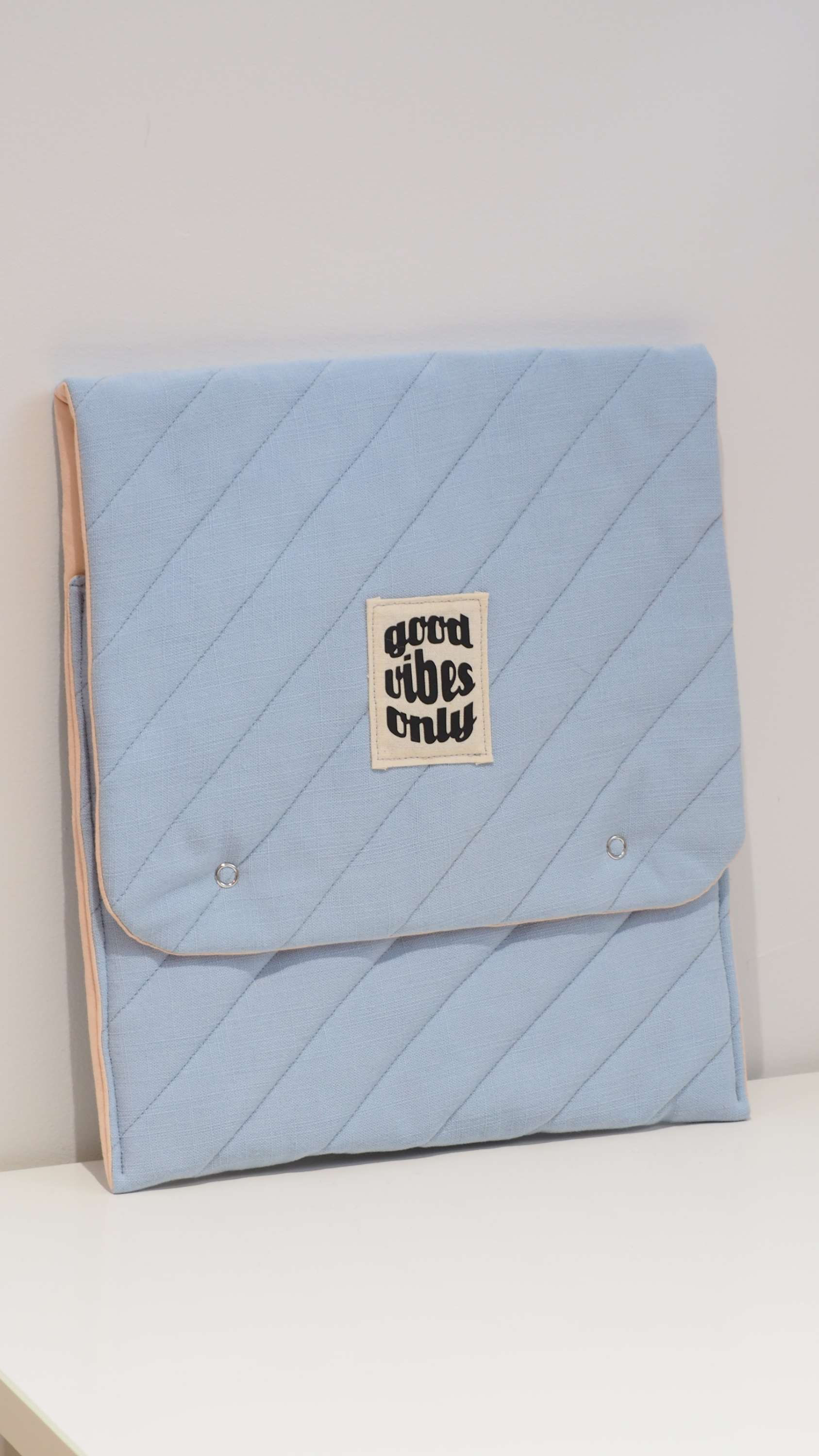 Pochette à Tablette - Matelassée bleue