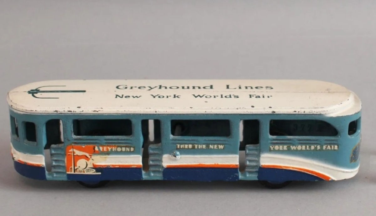 1939 New York World's Fair Greyhound Bus