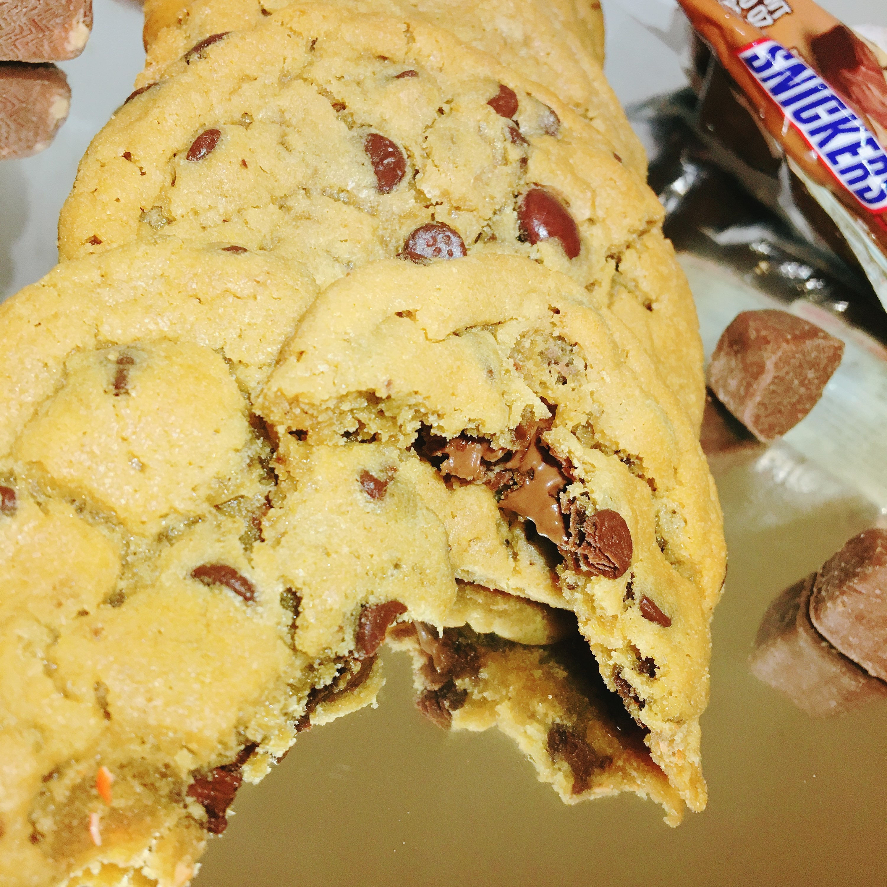 Snicker stuffed cookies 