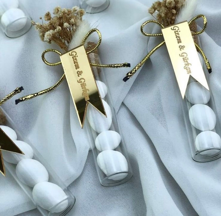 Fioles personnalisées avec dragées