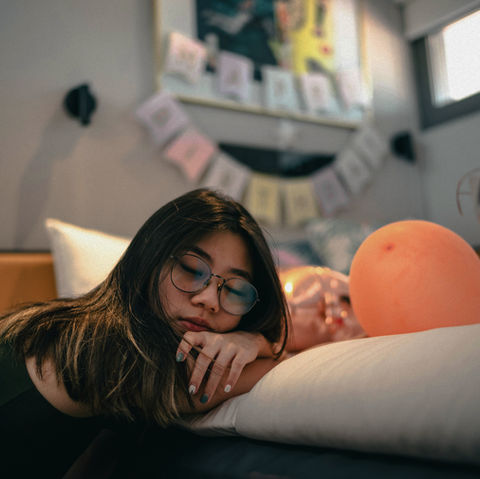 Teen showing subtle early signs of food anxiety or avoidance