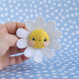 betsy-wool-felt-brooch-by-hannakin-on-deviantart.jpeg
