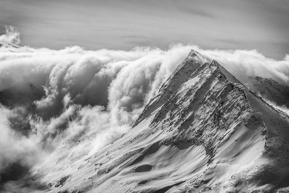 matthias-conrad-lights-shadows-glaciers-014-Kopie.jpg