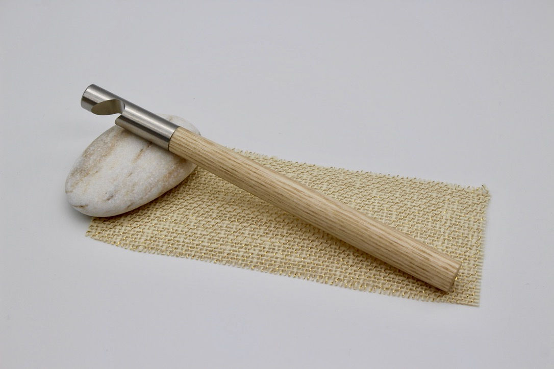 Apribottiglie in frassino