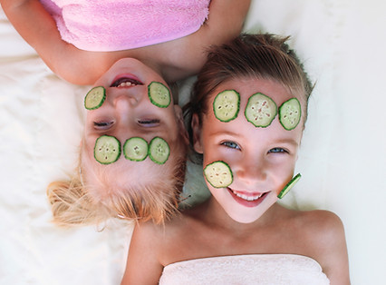 Girls with Cucumber Facial
