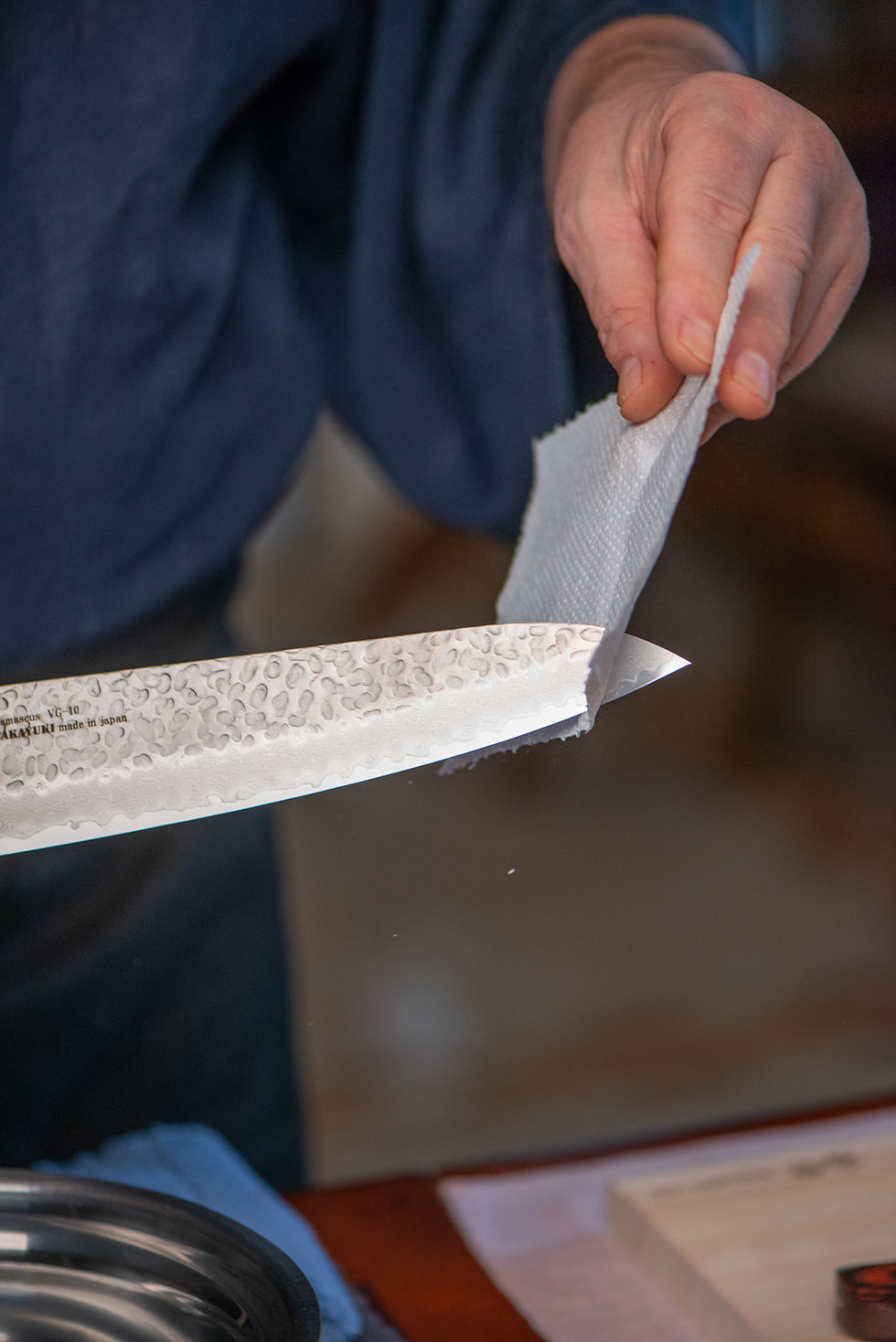 Миниатюра: Японский шеф-нож Santoku Sakai Takayuki 180 мм из дамасской стали VG10