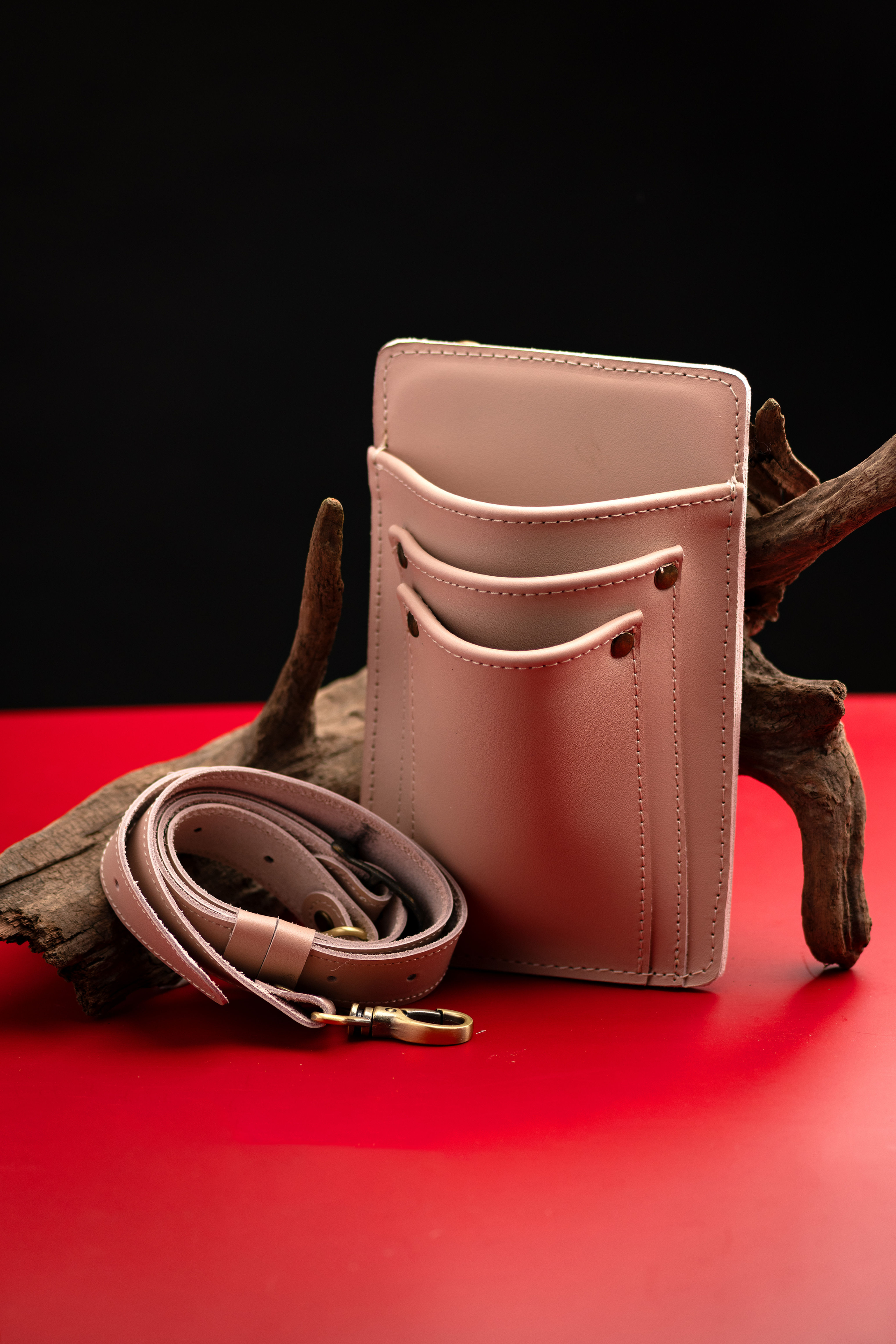 Кожаная кобура / пояс для инструментов ручной работы/ бежевый