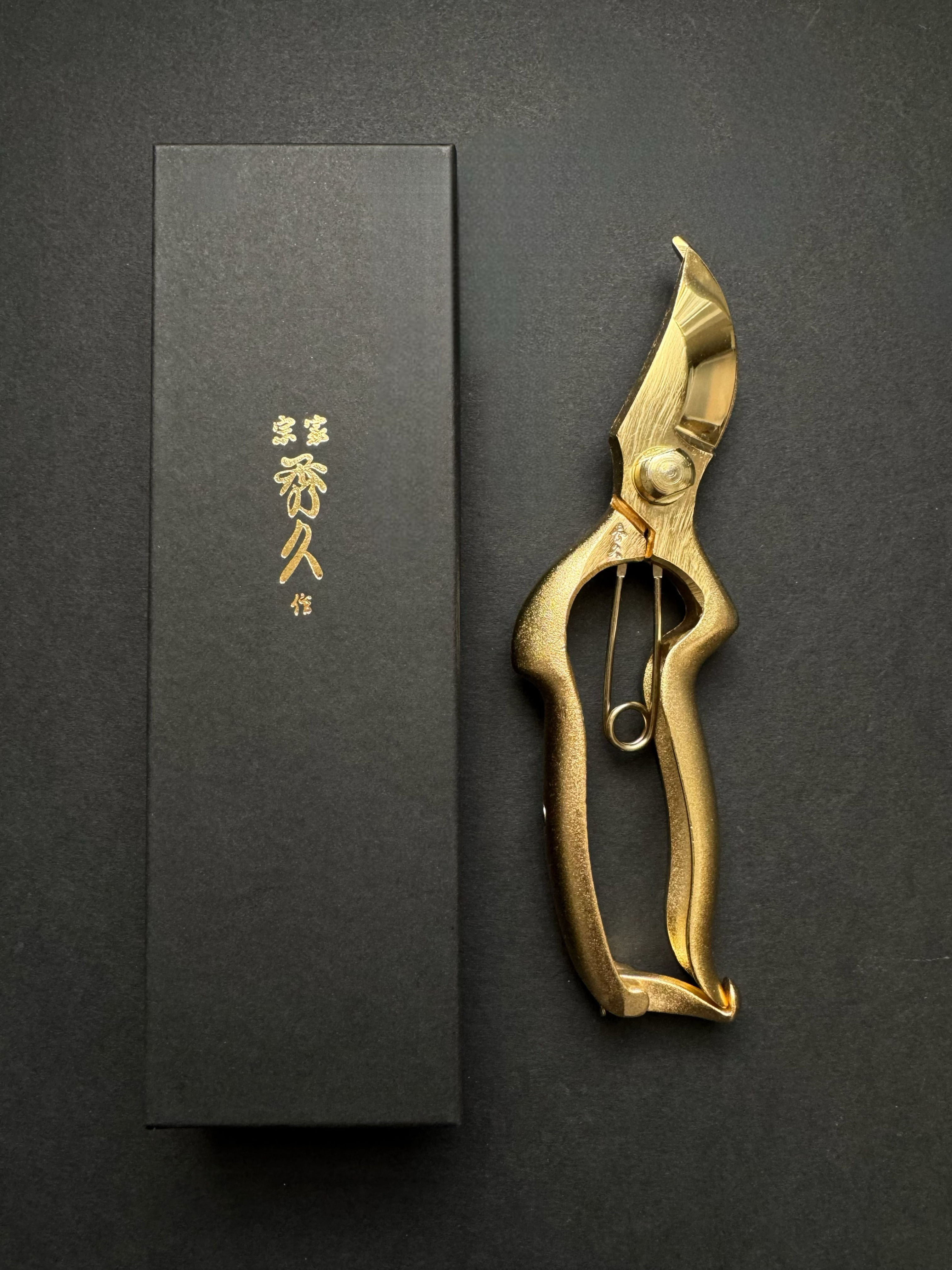 Toyama Hamono YP165G Gold