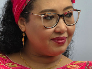 Festival du Livre de Paris : Djaïli Amadou Amal, une femme puissante