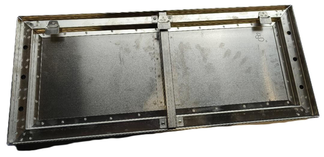 Tailboard Assembly Fits from 1949 Models, Chassis Number 8666000 Onwards