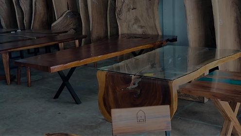 WELCOME TO MAJESTIQORE_edited.png