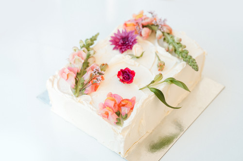 Kids Birthday Cake Raspberry White Chocolate Harpers House kids-birthday-cake-raspberry-white-chocolate-harpers-house