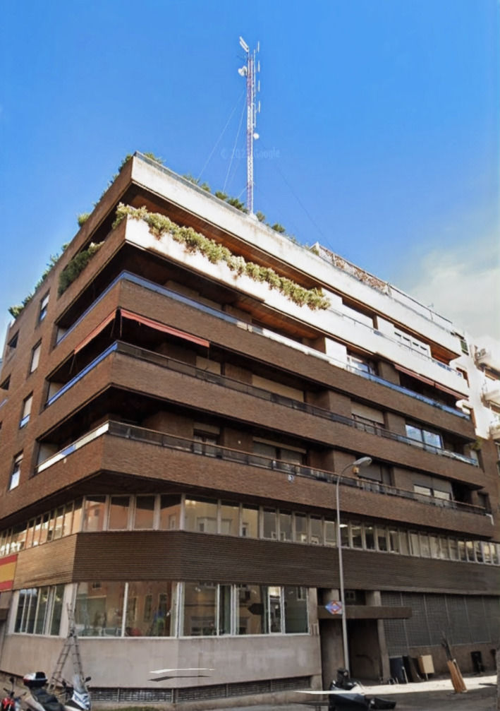 Sede de R. Intercontinental en la calle Modesto Lafuente de Madrid