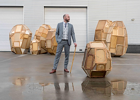 Yellow Gallery Bram Ellens portrait with orphans.png