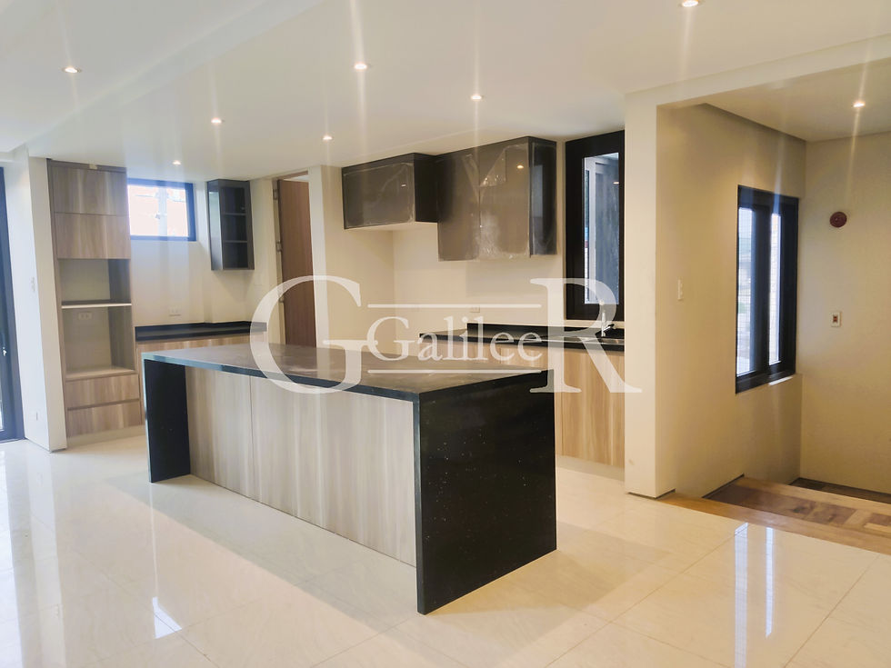 縮圖：GR3291 Brand New 2-3 Car Townhouse For Sale in Sta. Mesa Heights