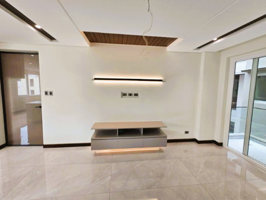 Thumbnail: GR572 Brand New 3-4 Townhouse For Sale near Horseshoe Village, Quezon City