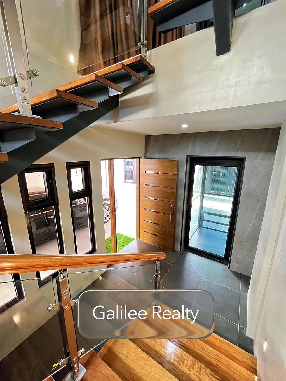 Thumbnail: GR563 Brand New 4-5 Car Townhouse For Sale in Brgy. Horseshoe, QC