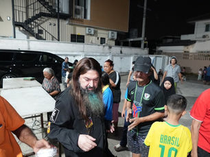 มอสุนิล ควง ภรรยา สร้างบุญใหญ่วันเกิด ร่วมบริจาคพร้อมเปิดโรงทาน