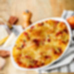 Tartiflette traditionnelle avec salade