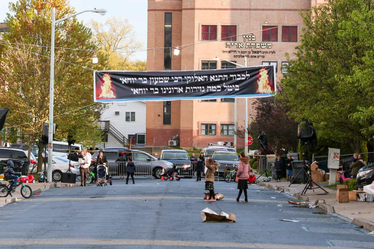 ל"ג מעומר אין חצר הקודש סקווירא Blog Image