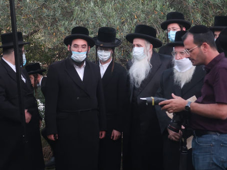 כ"ק אדמו"ר ממאחנובקא-בעלזא שליט"א אין אתרא קדישא מירון