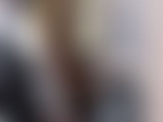 כ"ק אדמו"ר מסקווירא שליט"א בהנחת תפילין לבן הנגיד מו"ה אהרן פעלדמאן הי"ו מוויליאמסבורג