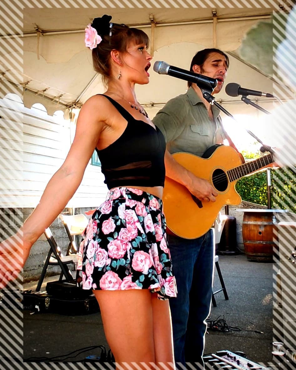Nick&Shae live at Roxy Ann Winery