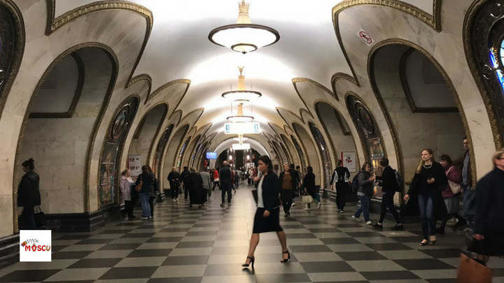 Estación Metro Moscú