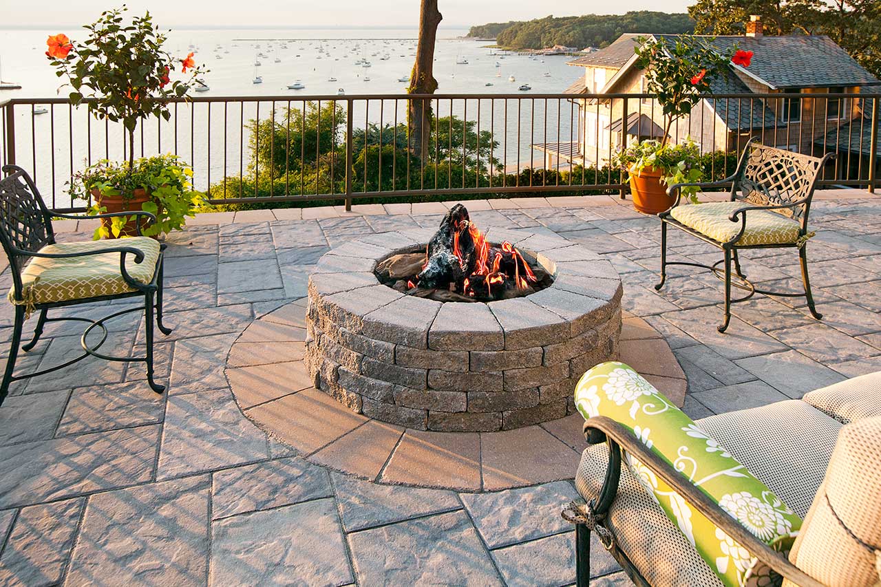 Valencia Fire Pit Techo Bloc