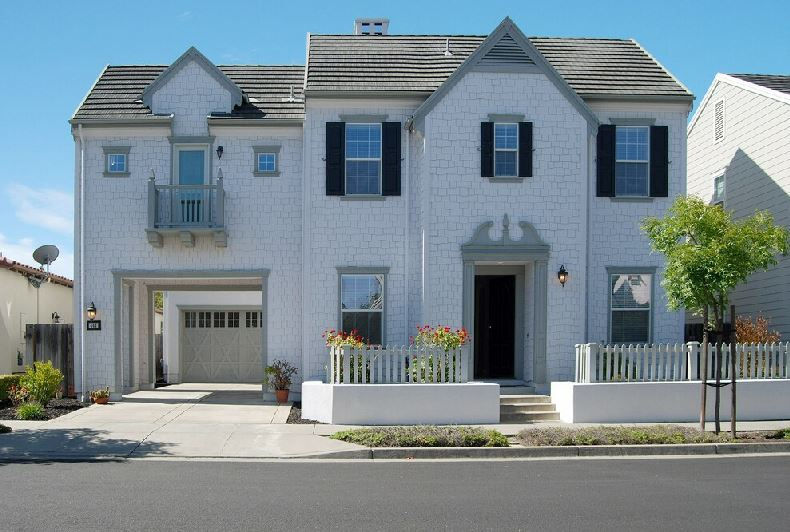 444 Vanesssa Rd