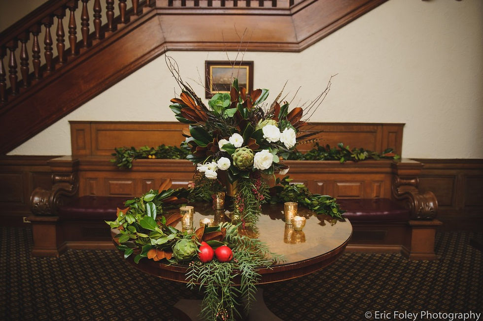 Placecard table with garland