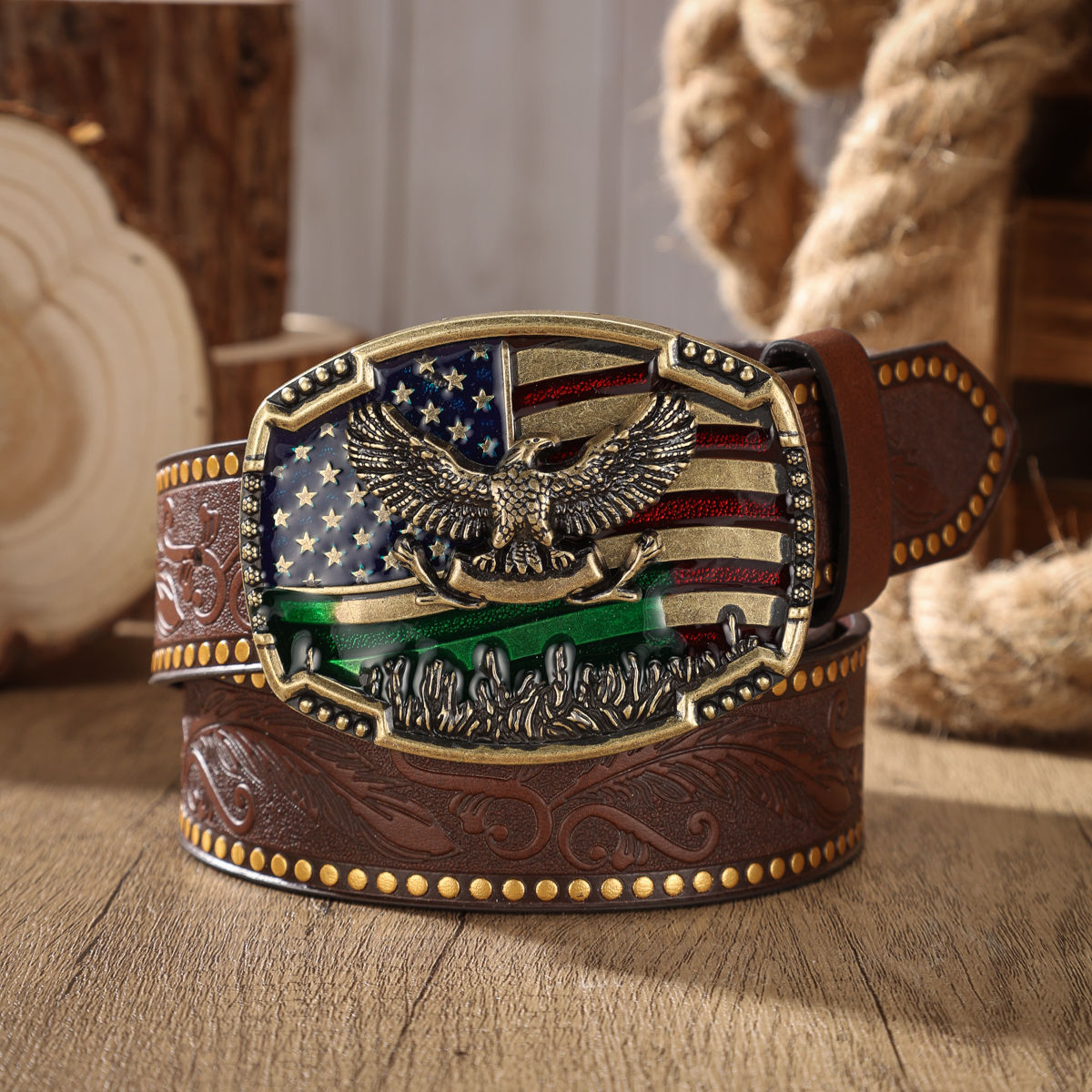 A PU Belt Suitable for Both Men and Women, Combining the Style of Western Denim