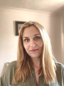 Emma Carroll_Photo (1)_edited.jpg