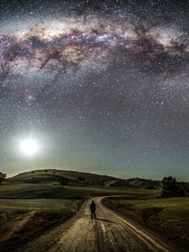 Alone under the Milky Way bow