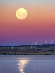 Full Moon over lake George