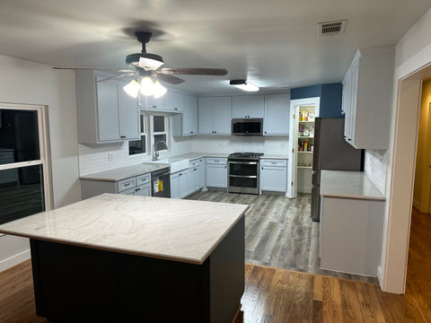 Modern Kitchen and Dining