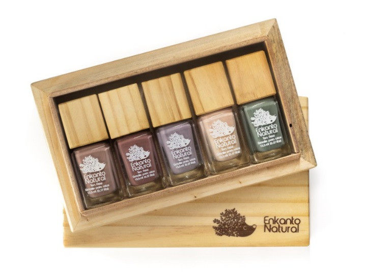 natural nail polish esmalte de uñas natural pintura cuidado personal manos arregladas trend moda fashion belleza beauty cosmetica natural consumo consciente sustainable fashion moda sustentable vegan vegano